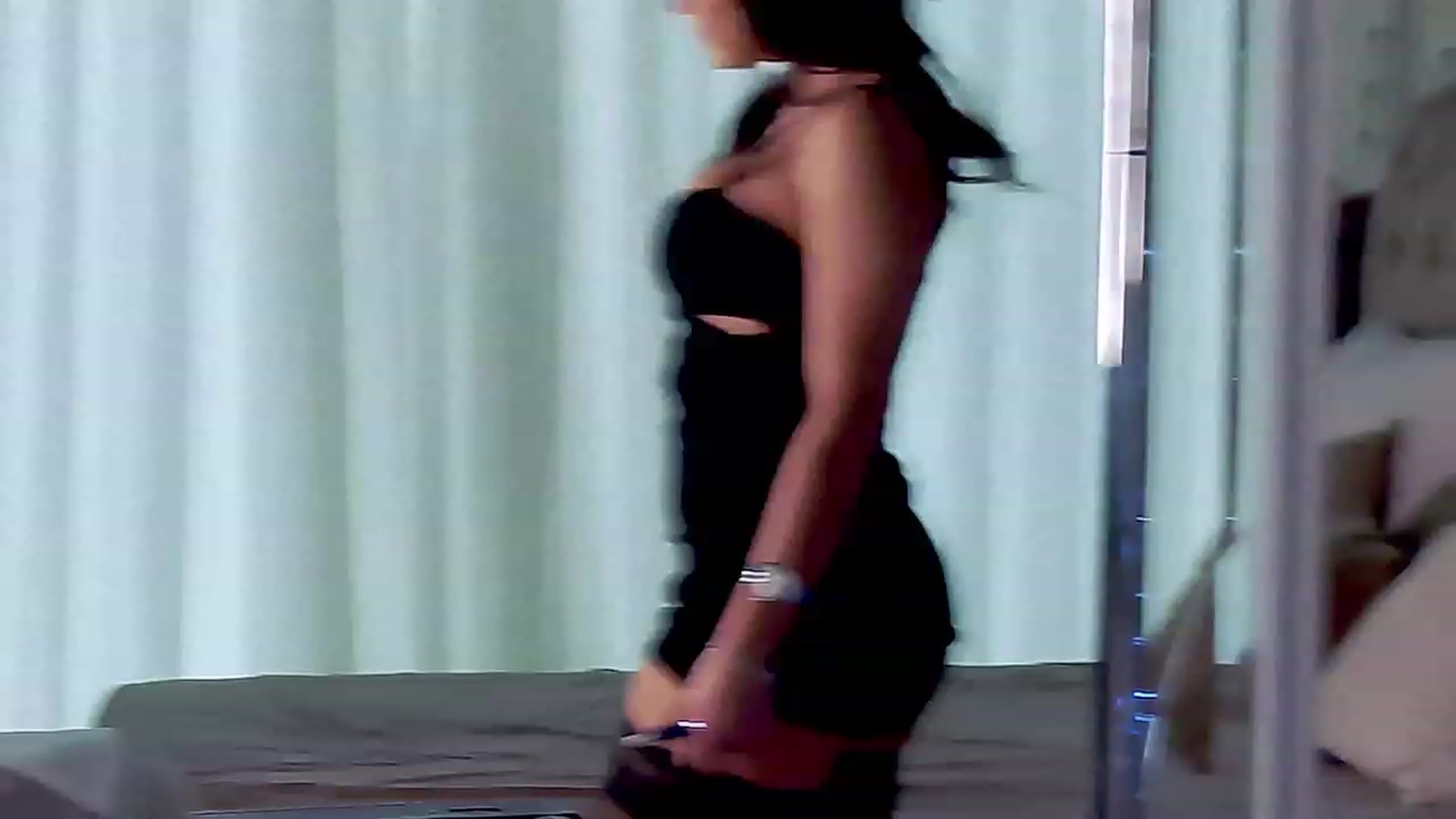 Gallery image thumbnail from LindsayDee's myfreecams stream on, 12/28/2022, 20:32 image 9 of 20
