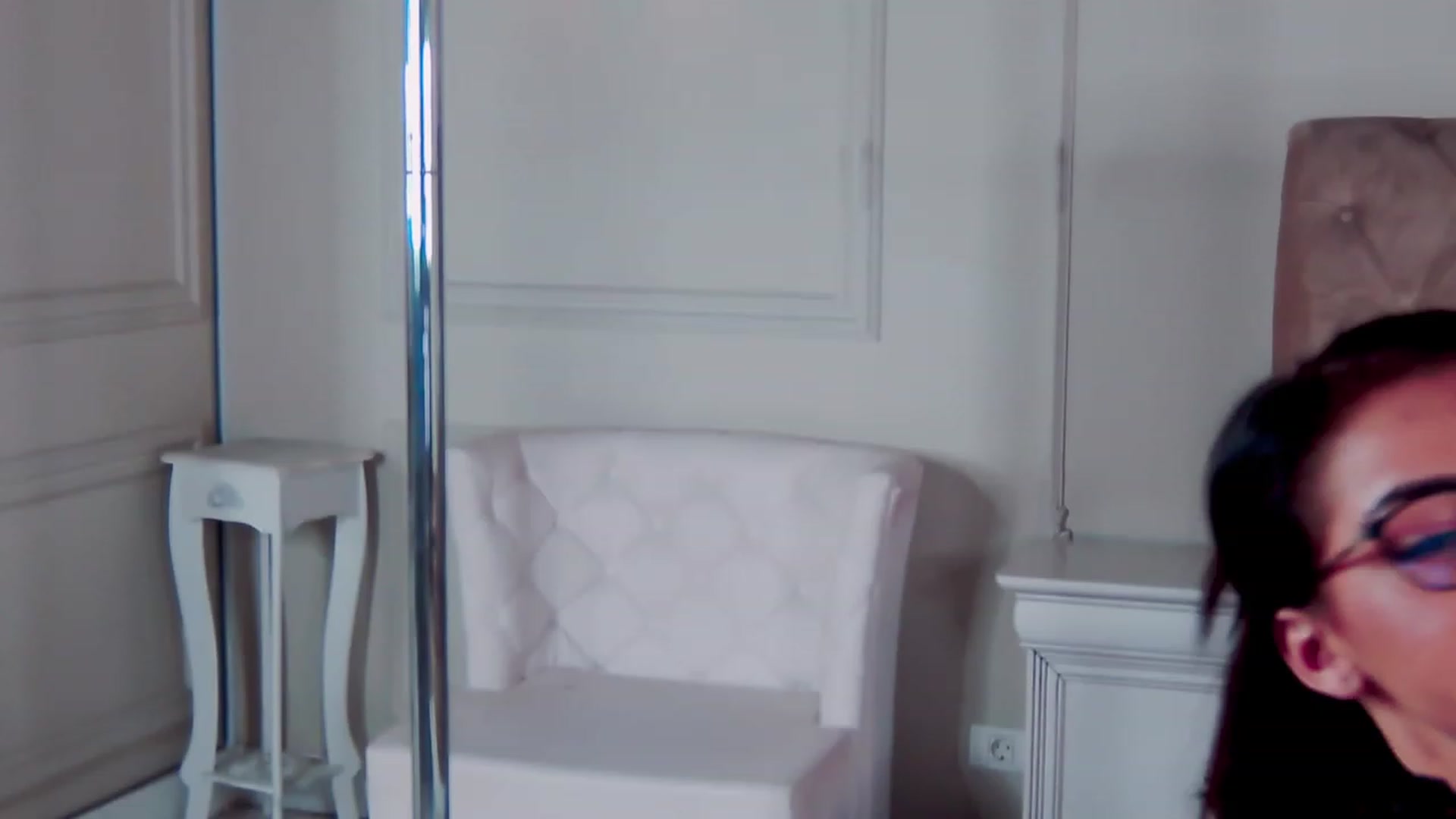 Gallery image thumbnail from LindsayDee's myfreecams stream on, 02/10/2023, 18:01 image 3 of 20