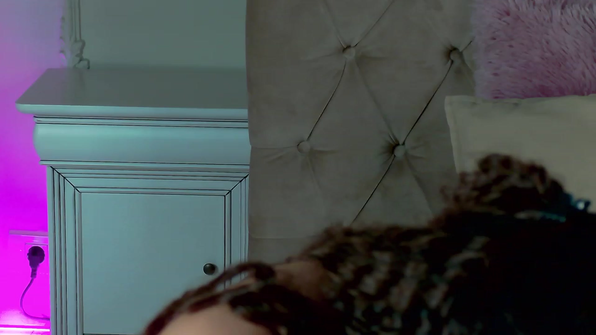 Gallery image thumbnail from LindsayDee's myfreecams stream on, 02/22/2023, 16:25 image 4 of 20