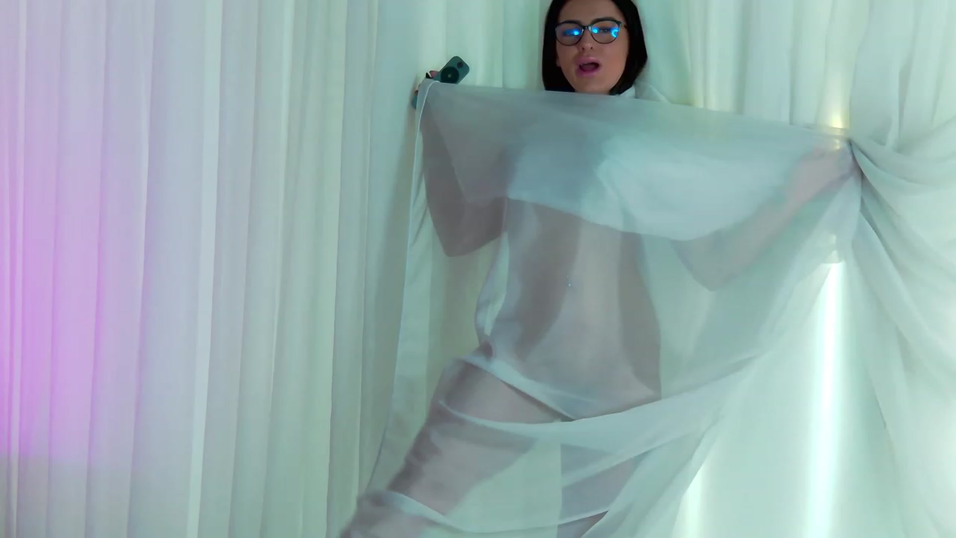 Gallery image thumbnail from LindsayDee's myfreecams stream on, 02/25/2023, 16:13 image 10 of 20