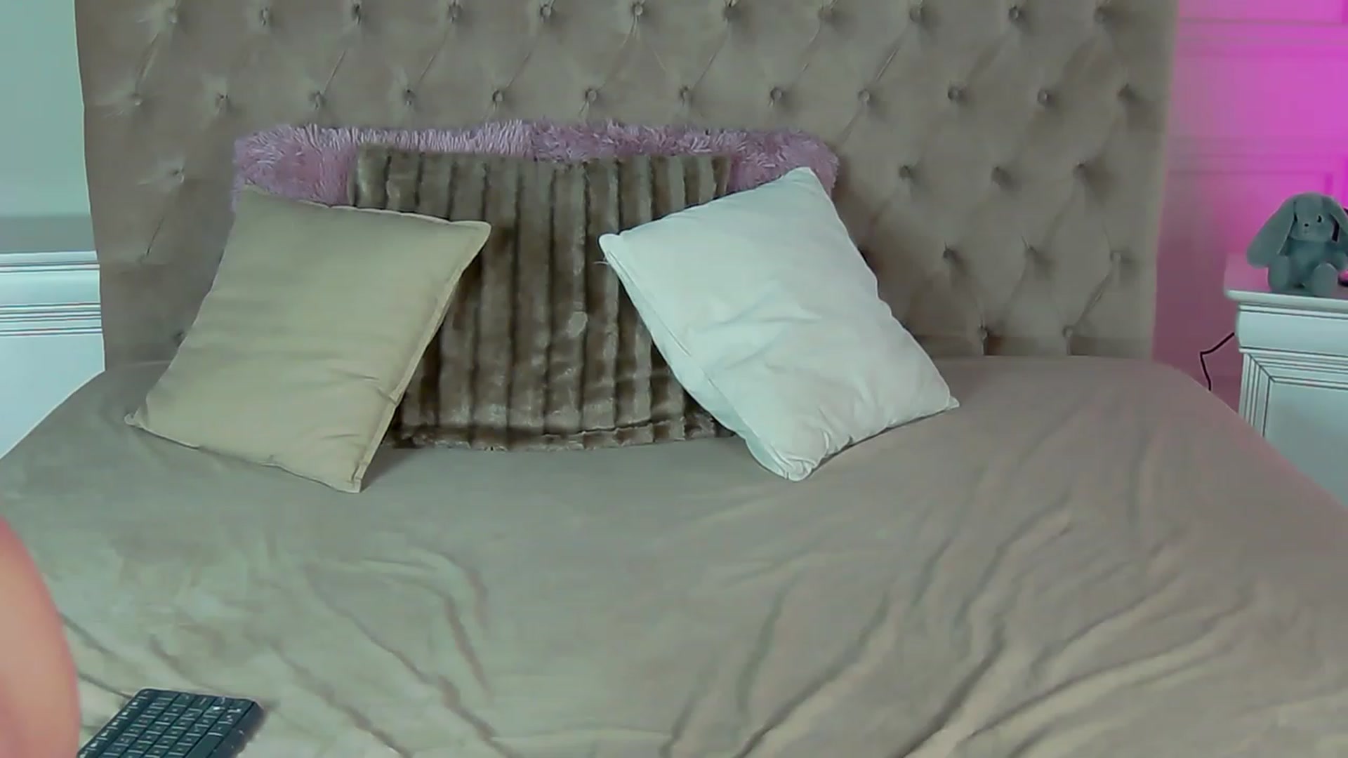 Gallery image thumbnail from LindsayDee's myfreecams stream on, 03/02/2023, 17:07 image 8 of 20