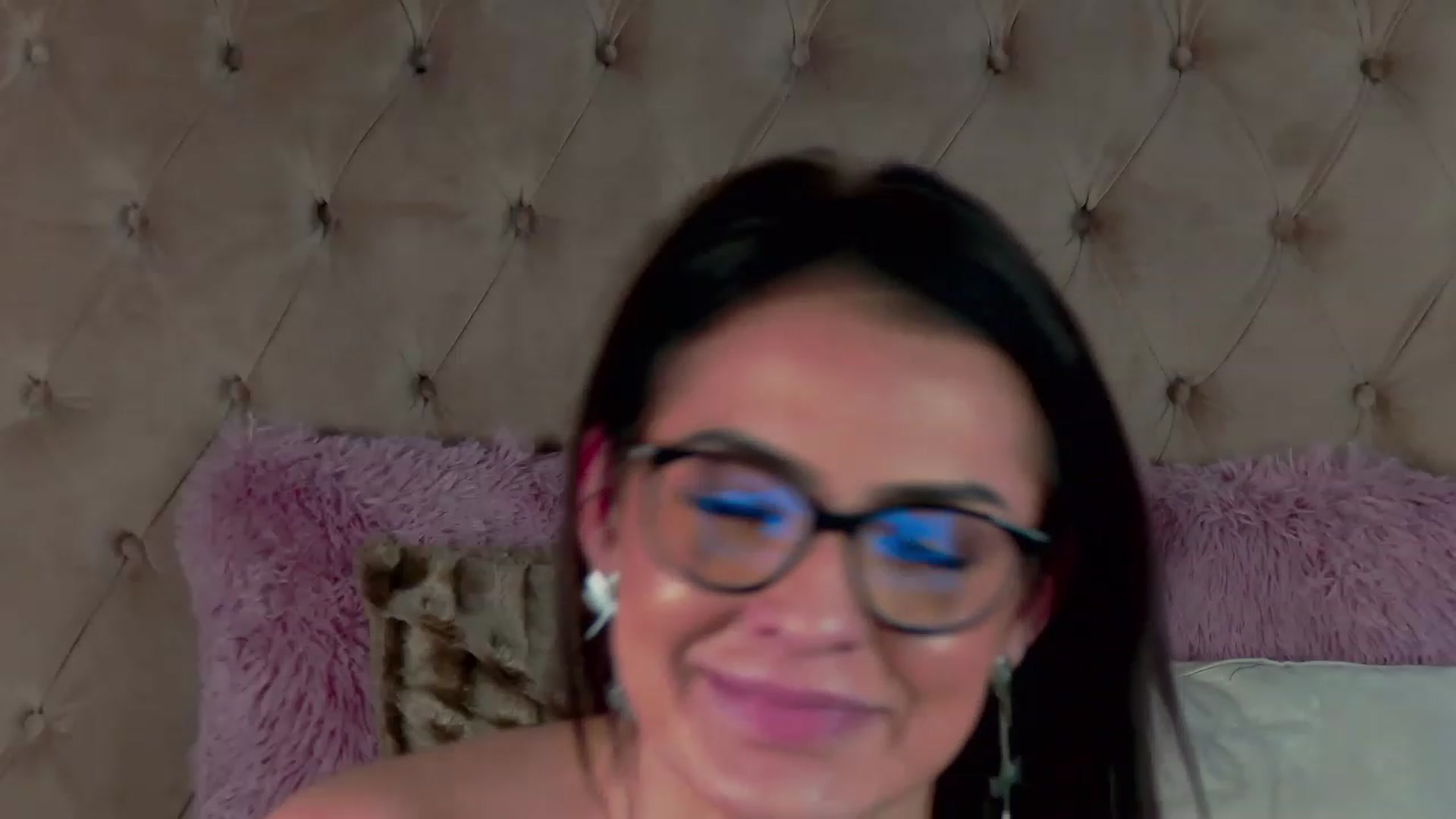 Gallery image thumbnail from LindsayDee's myfreecams stream on, 03/09/2023, 20:11 image 20 of 20
