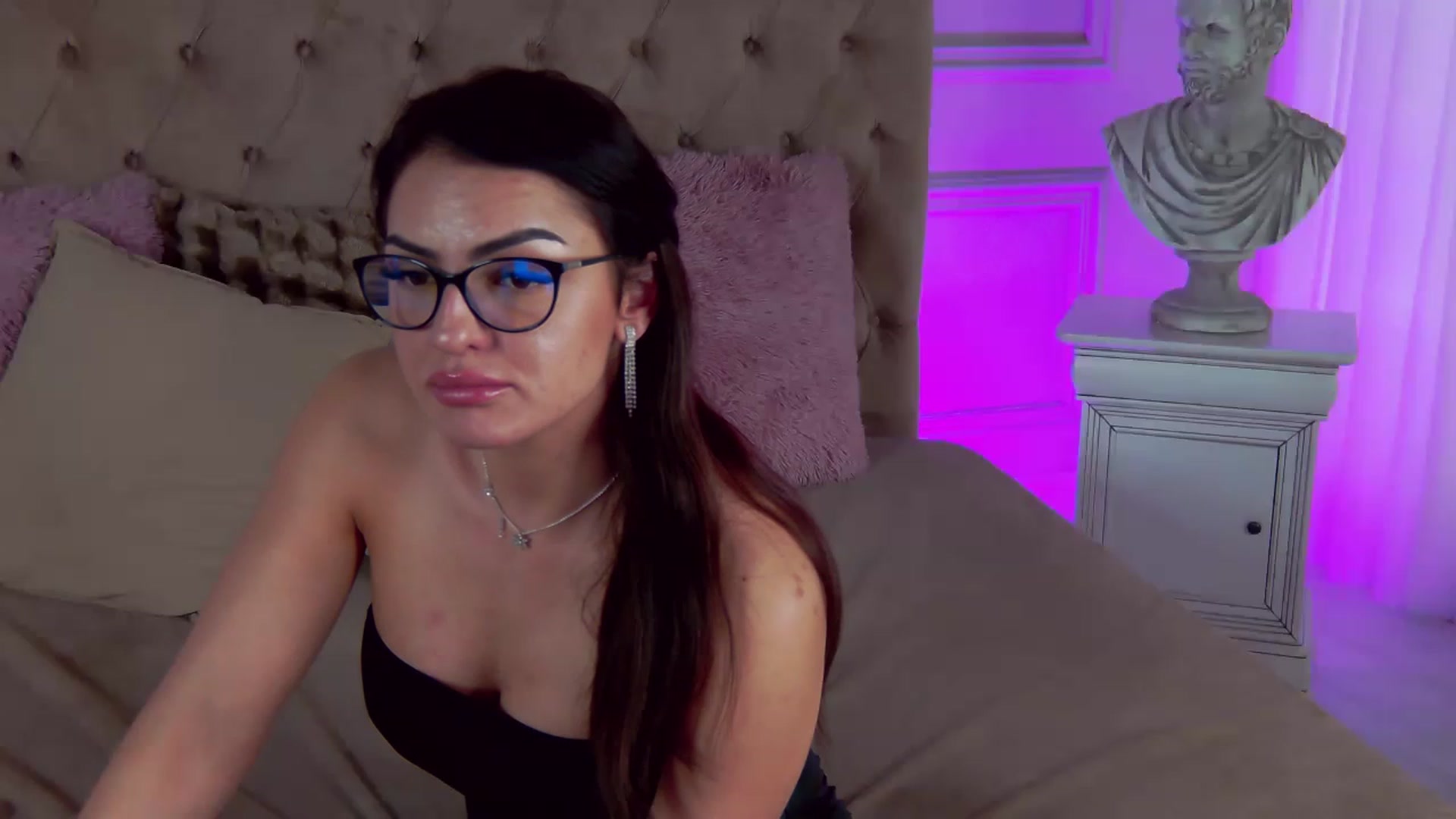 Gallery image thumbnail from LindsayDee's myfreecams stream on, 04/12/2023, 17:11 image 13 of 20
