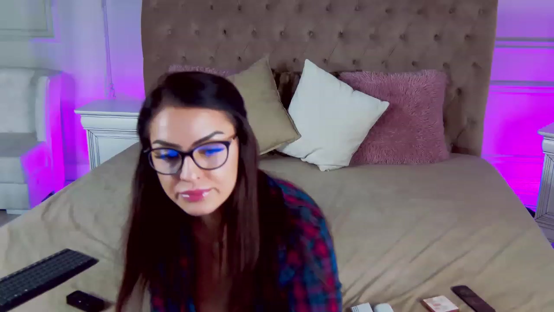 Gallery image thumbnail from LindsayDee's myfreecams stream on, 04/19/2023, 14:02 image 20 of 20