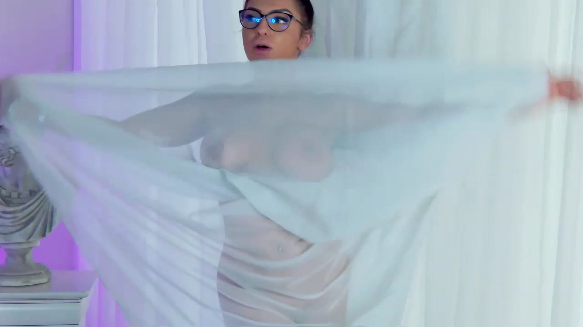 Gallery image thumbnail from LindsayDee's myfreecams stream on, 05/11/2023, 19:02 image 11 of 20