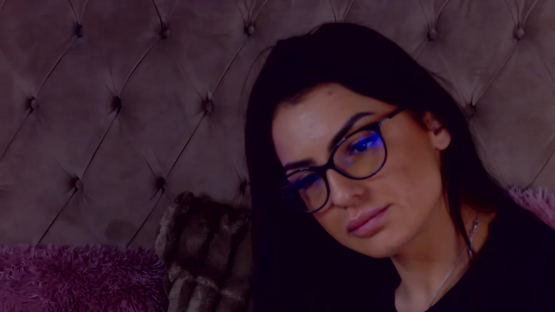 Gallery image thumbnail from LindsayDee's myfreecams stream on, 05/18/2023, 16:29 image 19 of 20