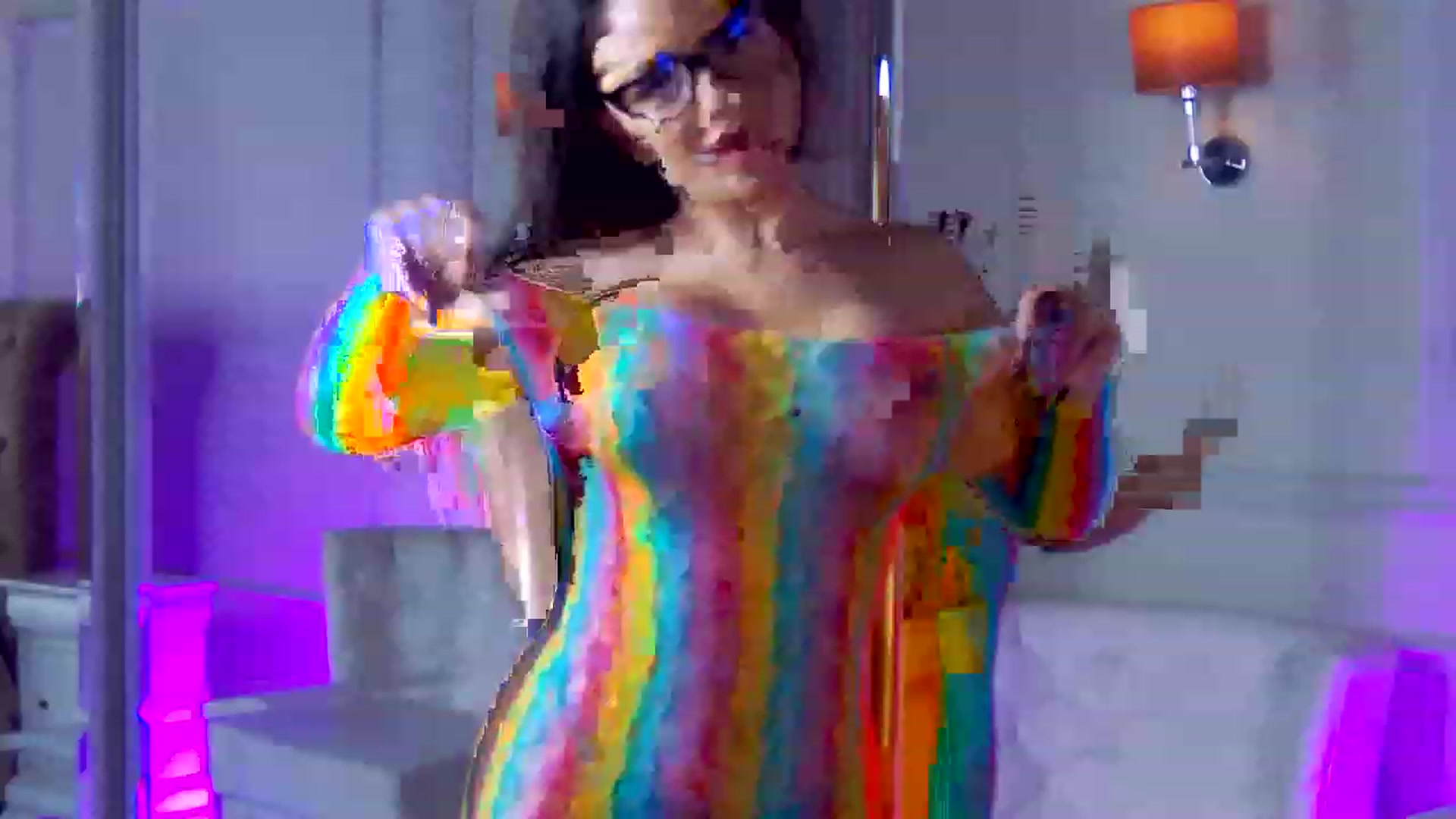 Gallery image thumbnail from LindsayDee's myfreecams stream on, 05/25/2023, 14:19 image 19 of 20