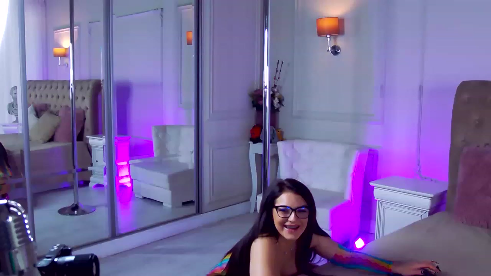 Gallery image thumbnail from LindsayDee's myfreecams stream on, 05/25/2023, 14:19 image 17 of 20