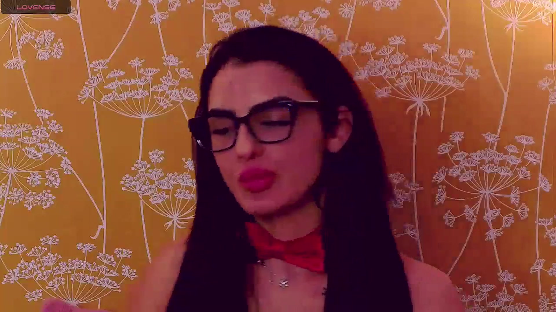 Gallery image thumbnail from LindsayDee's myfreecams stream on, 12/01/2023, 13:57 image 9 of 20