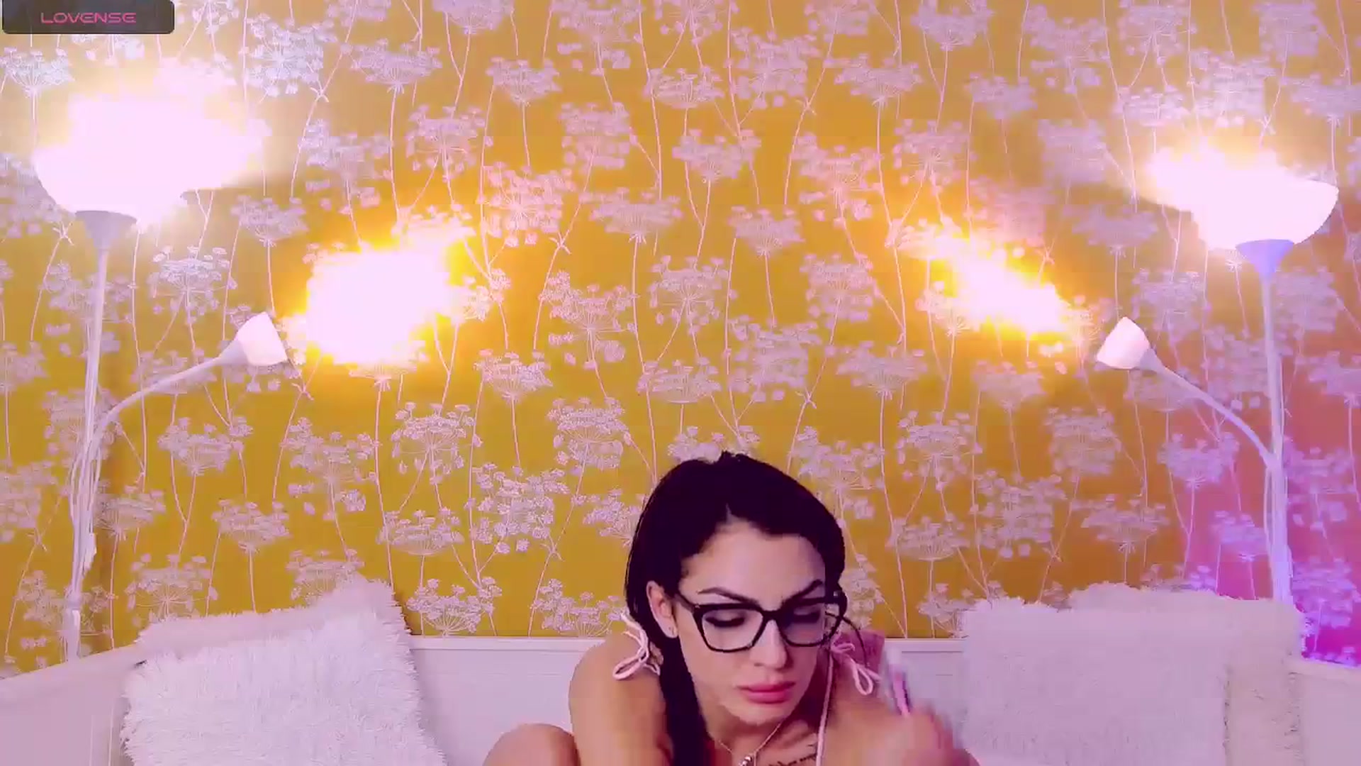 Gallery image thumbnail from LindsayDee's myfreecams stream on, 12/08/2023, 13:09 image 16 of 20