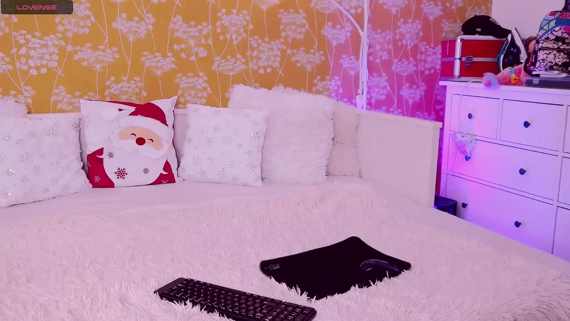 Gallery image thumbnail from LindsayDee's myfreecams stream on, 12/29/2023, 13:31 image 3 of 20