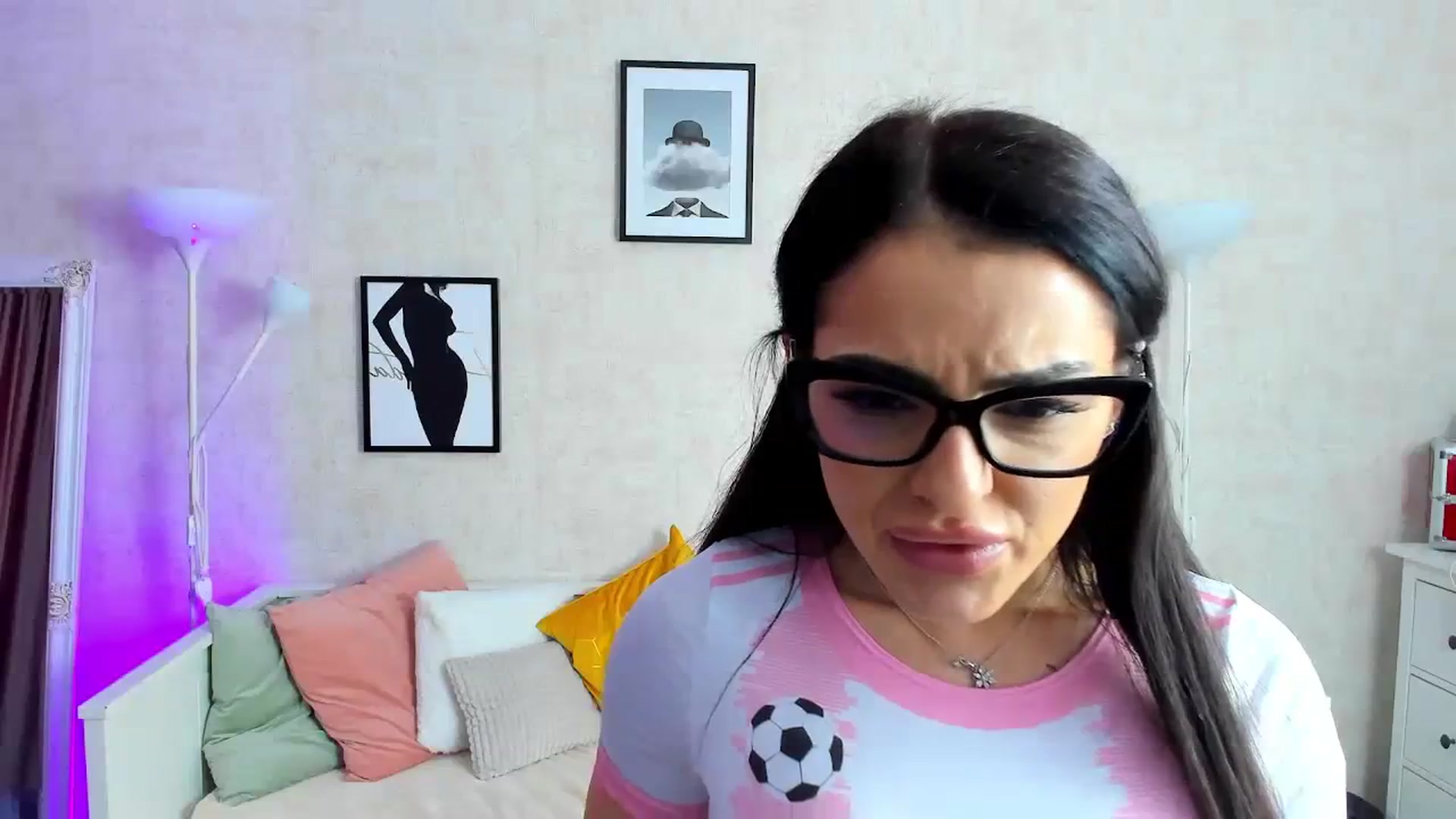 Gallery image thumbnail from LindsayDee's myfreecams stream on, 02/29/2024, 08:16 image 4 of 20