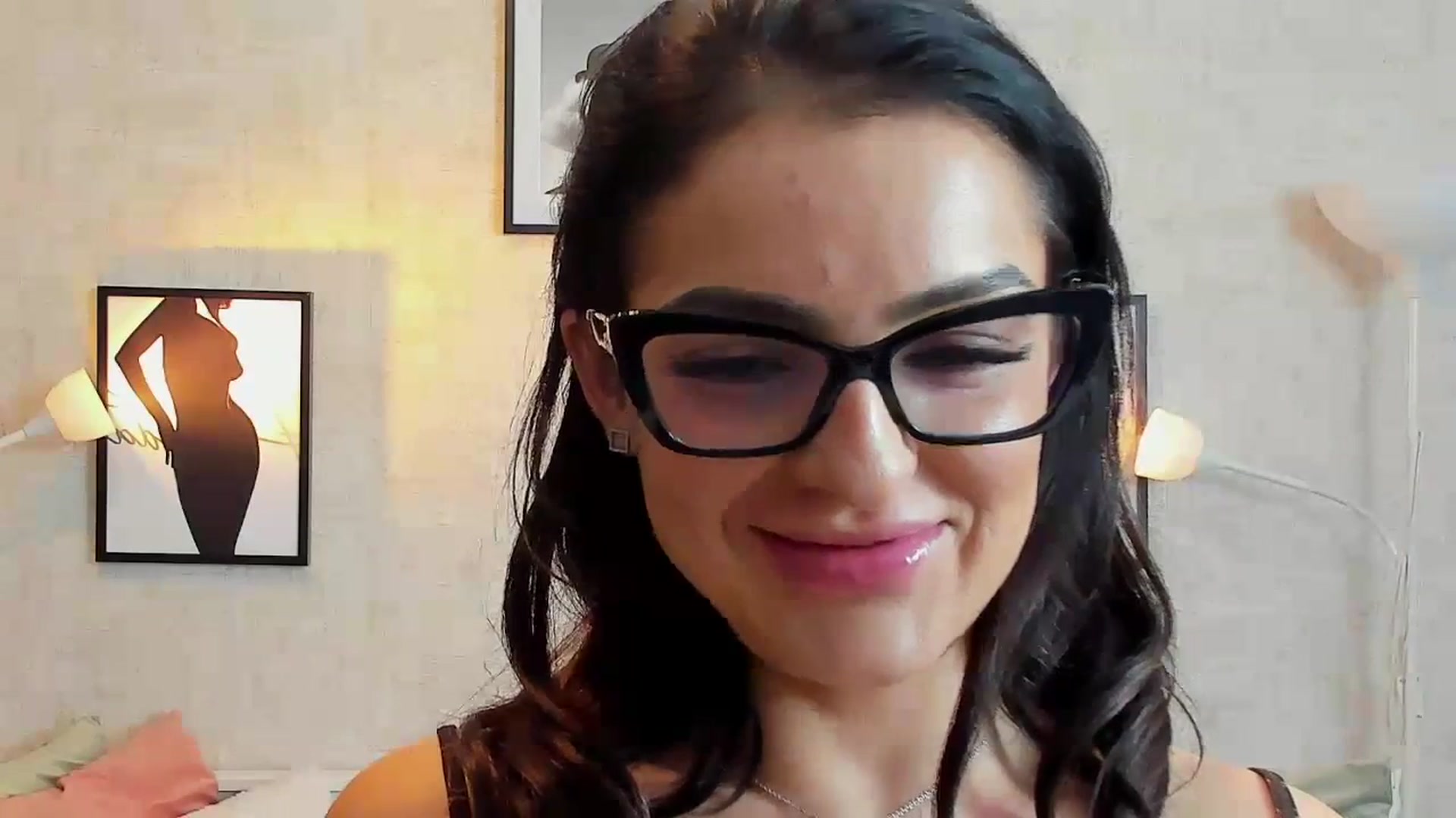 Gallery image thumbnail from LindsayDee's myfreecams stream on, 04/12/2024, 17:46 image 18 of 20