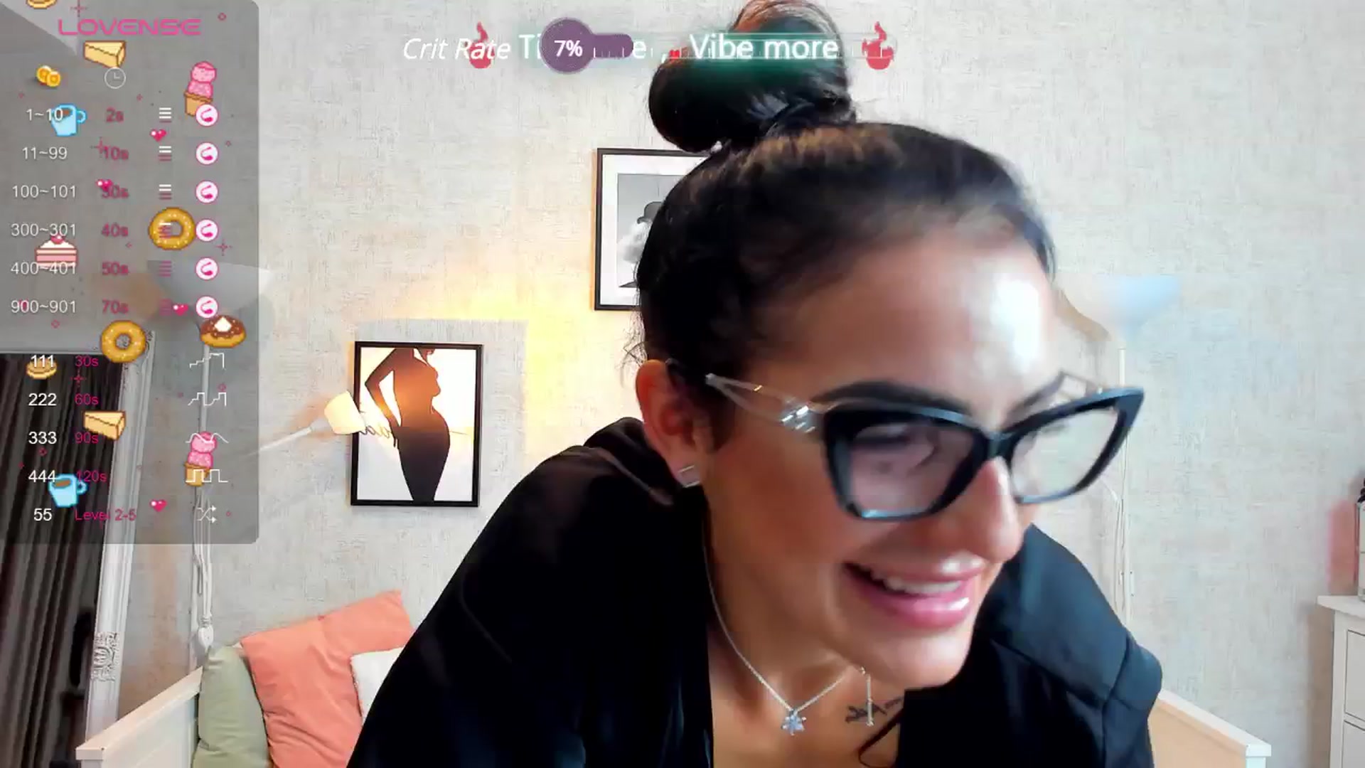 Gallery image thumbnail from LindsayDee's myfreecams stream on, 05/16/2024, 18:21 image 18 of 20