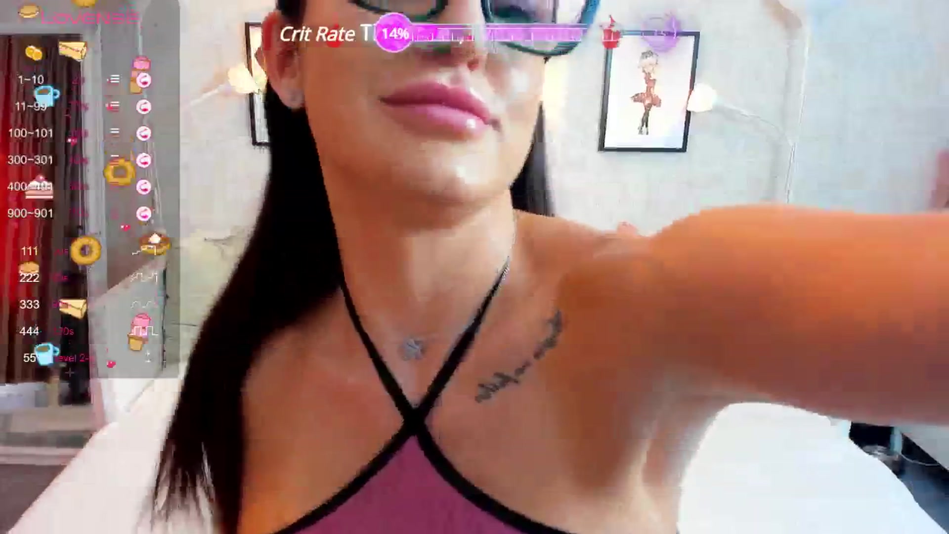 Gallery image thumbnail from LindsayDee's myfreecams stream on, 05/18/2024, 13:40 image 10 of 20
