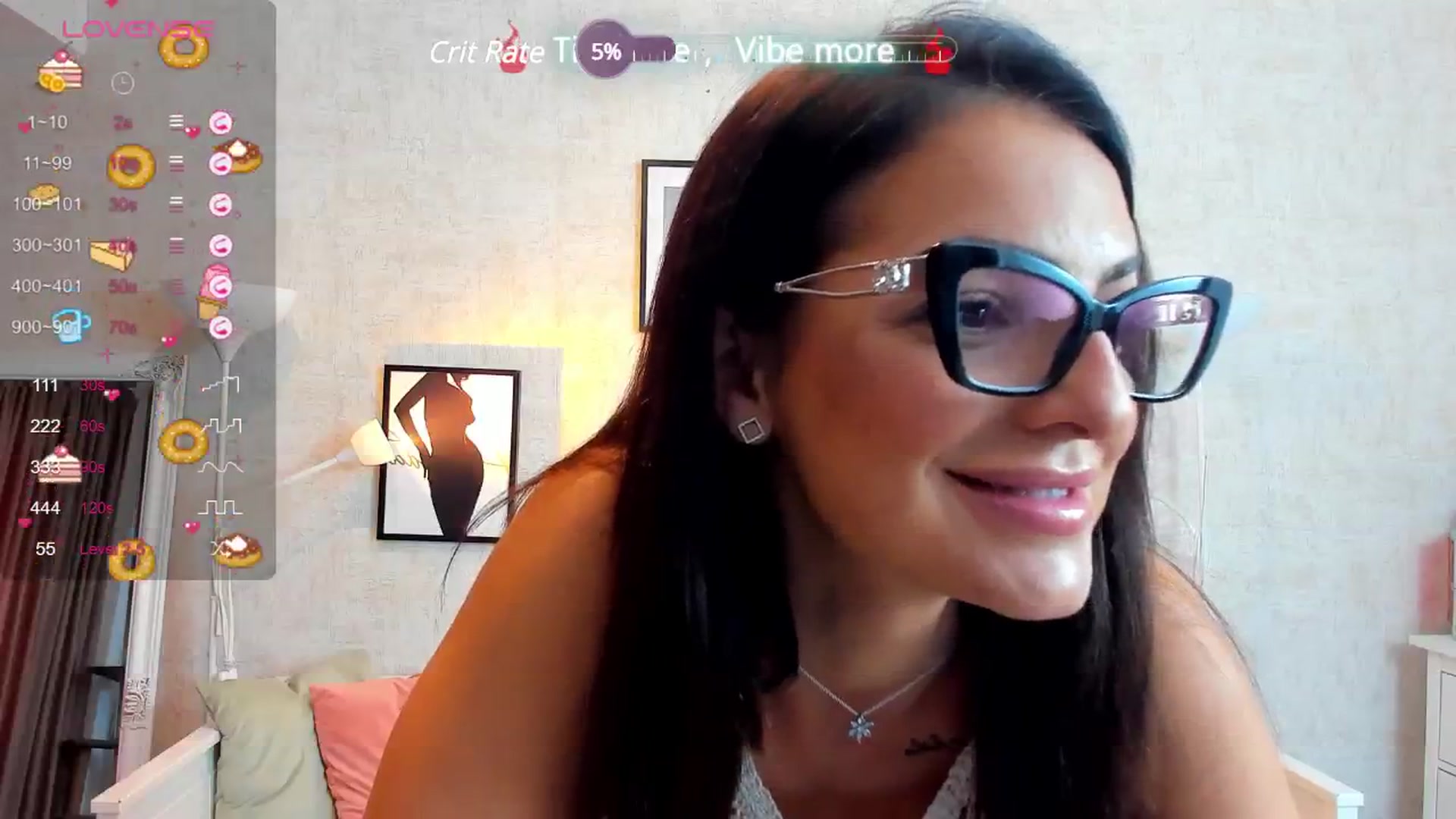 Gallery image thumbnail from LindsayDee's myfreecams stream on, 05/19/2024, 16:24 image 5 of 20