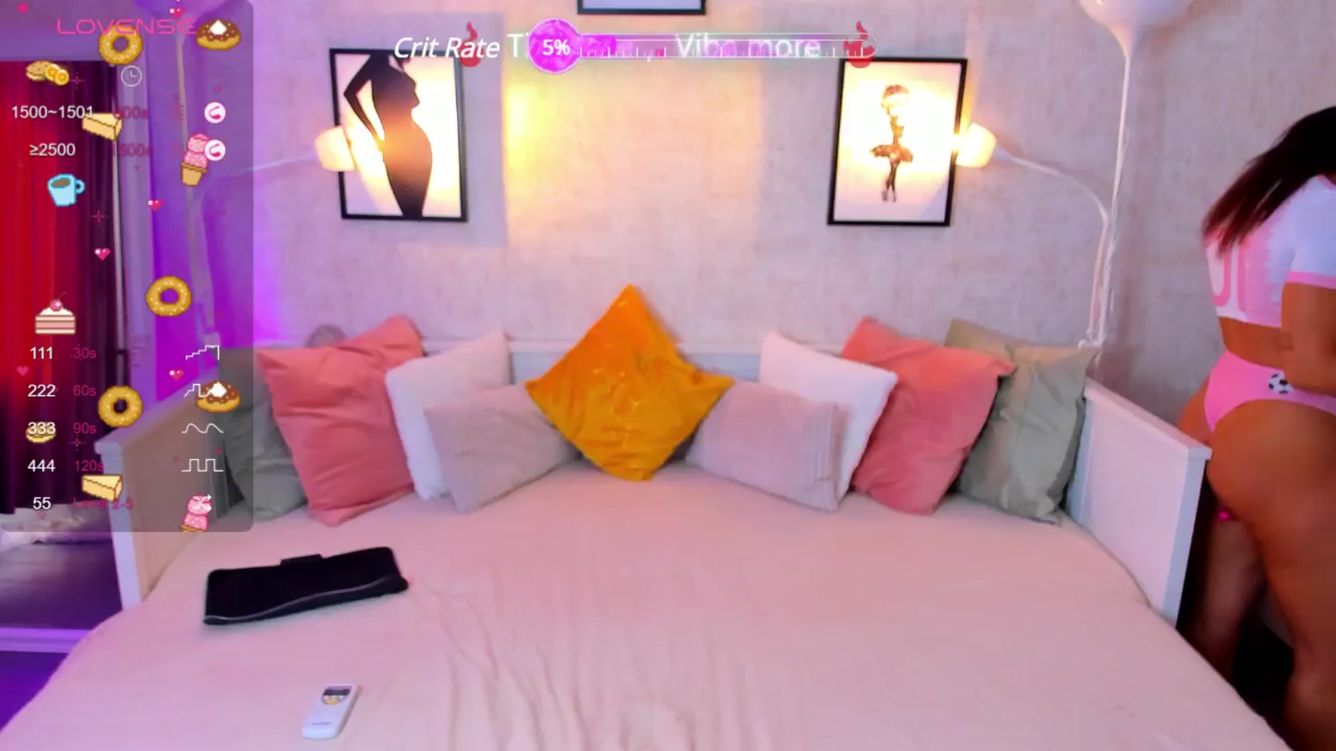 Gallery image thumbnail from LindsayDee's myfreecams stream on, 06/17/2024, 16:53 image 1 of 20