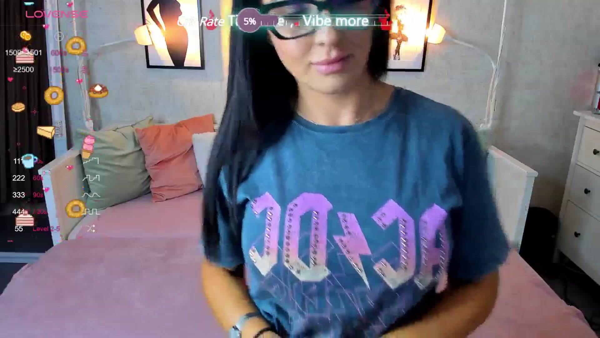 Gallery image thumbnail from LindsayDee's myfreecams stream on, 06/20/2024, 18:51 image 17 of 20