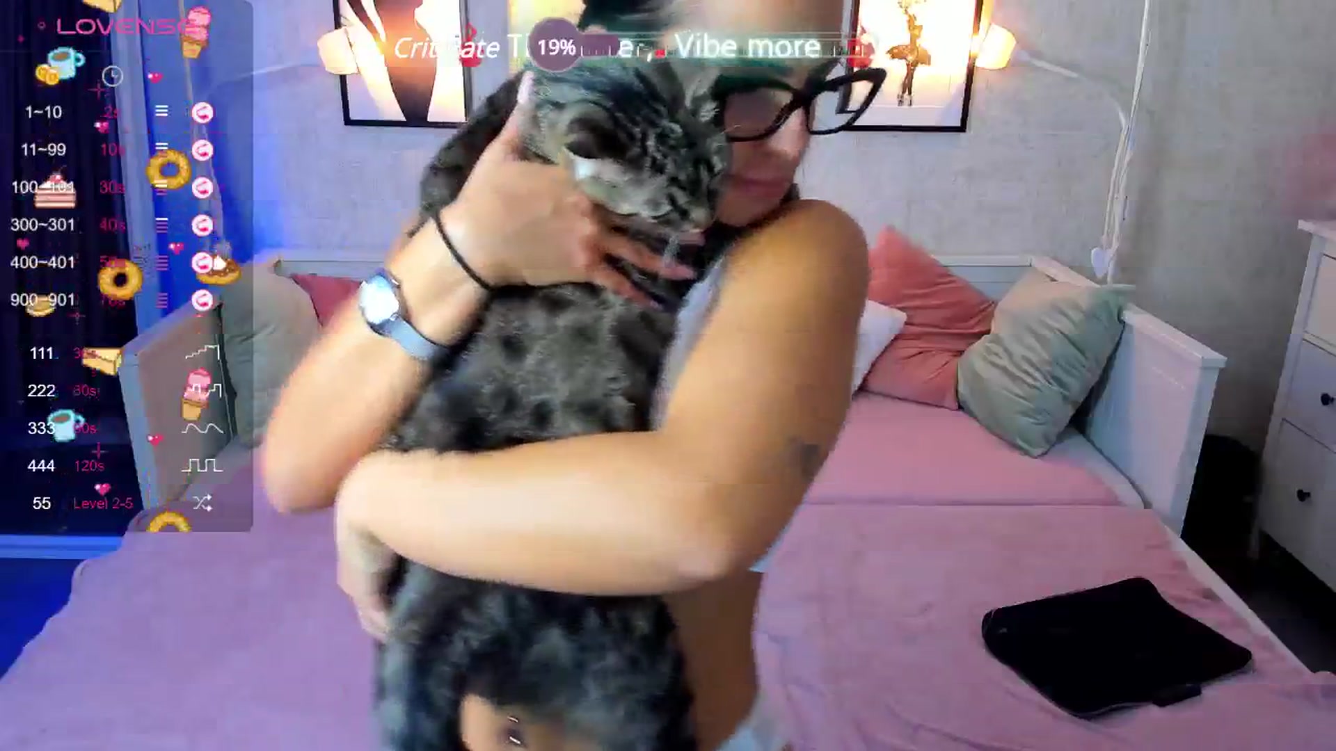 Gallery image thumbnail from LindsayDee's myfreecams stream on, 06/22/2024, 18:59 image 16 of 20