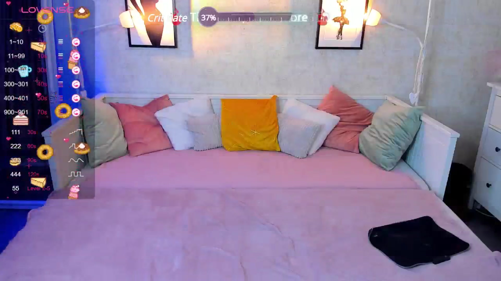 Gallery image thumbnail from LindsayDee's myfreecams stream on, 06/22/2024, 18:59 image 15 of 20