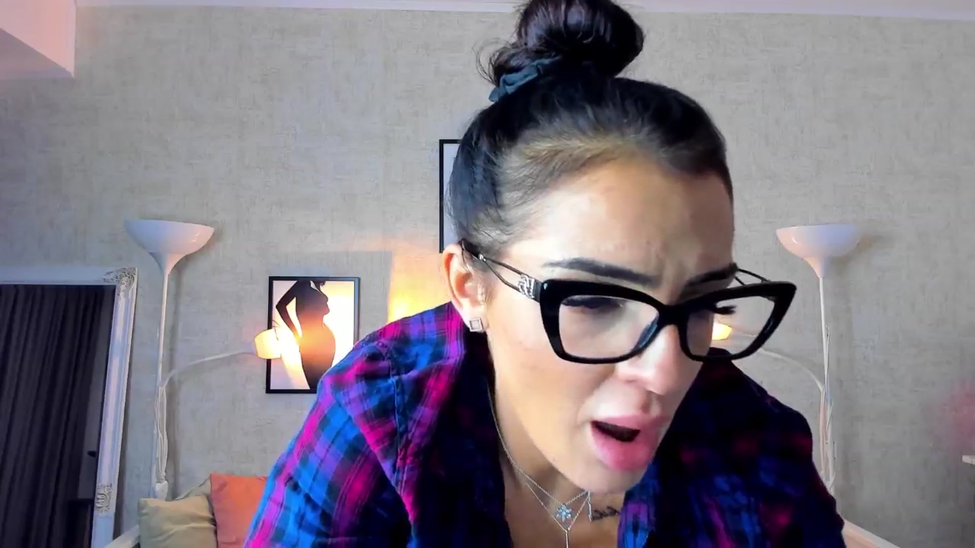 Gallery image thumbnail from LindsayDee's myfreecams stream on, 07/05/2024, 20:05 image 14 of 20