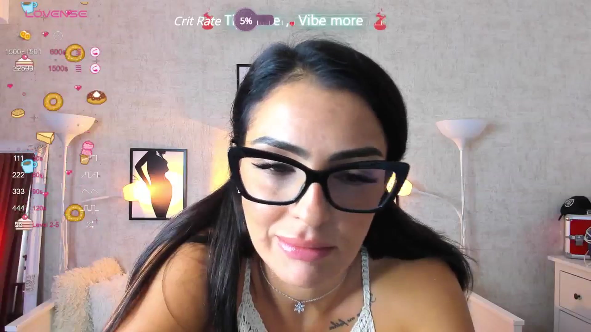 Gallery image thumbnail from LindsayDee's myfreecams stream on, 08/03/2024, 15:32 image 6 of 20