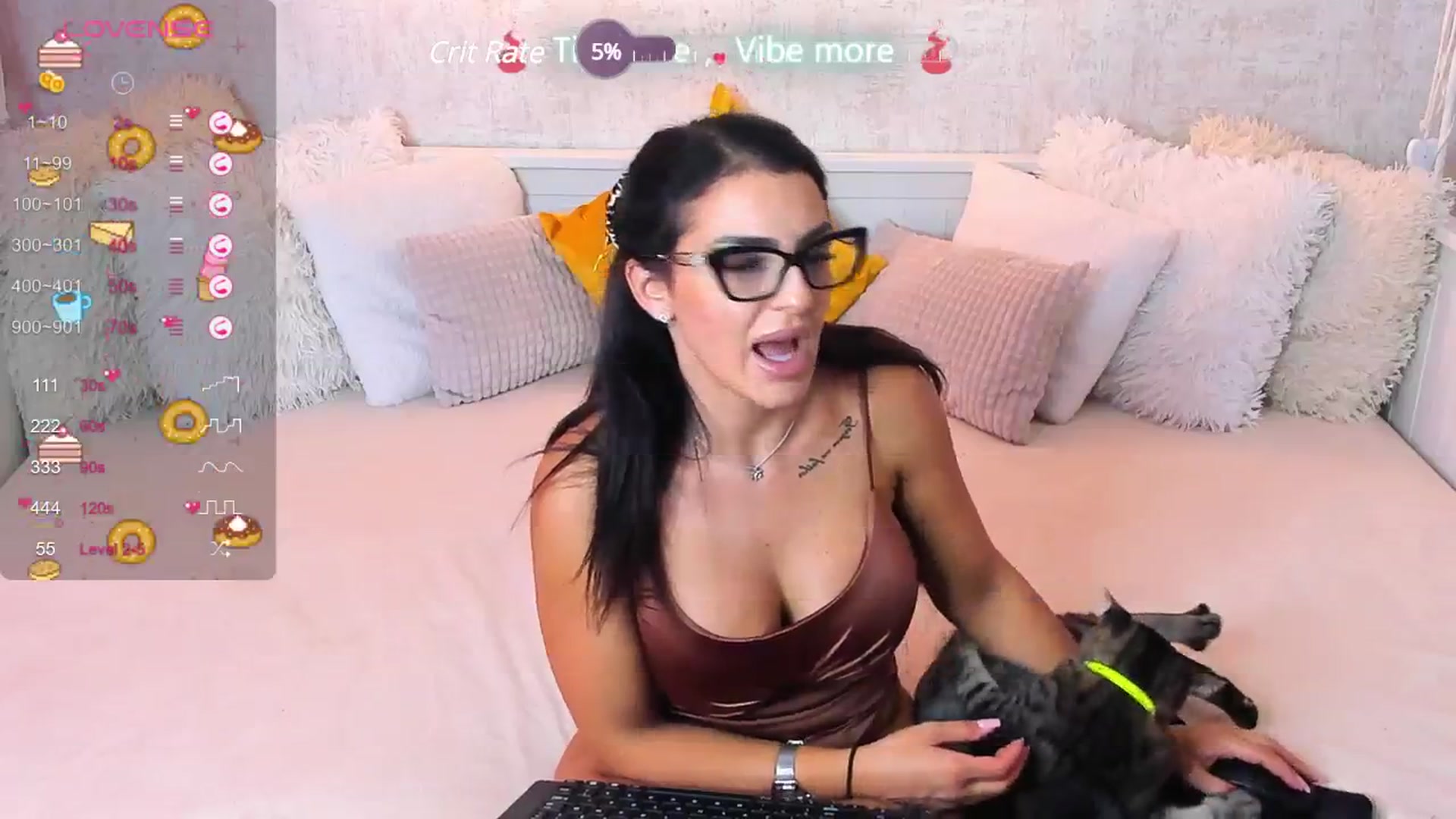 Gallery image thumbnail from LindsayDee's myfreecams stream on, 08/11/2024, 16:14 image 9 of 20