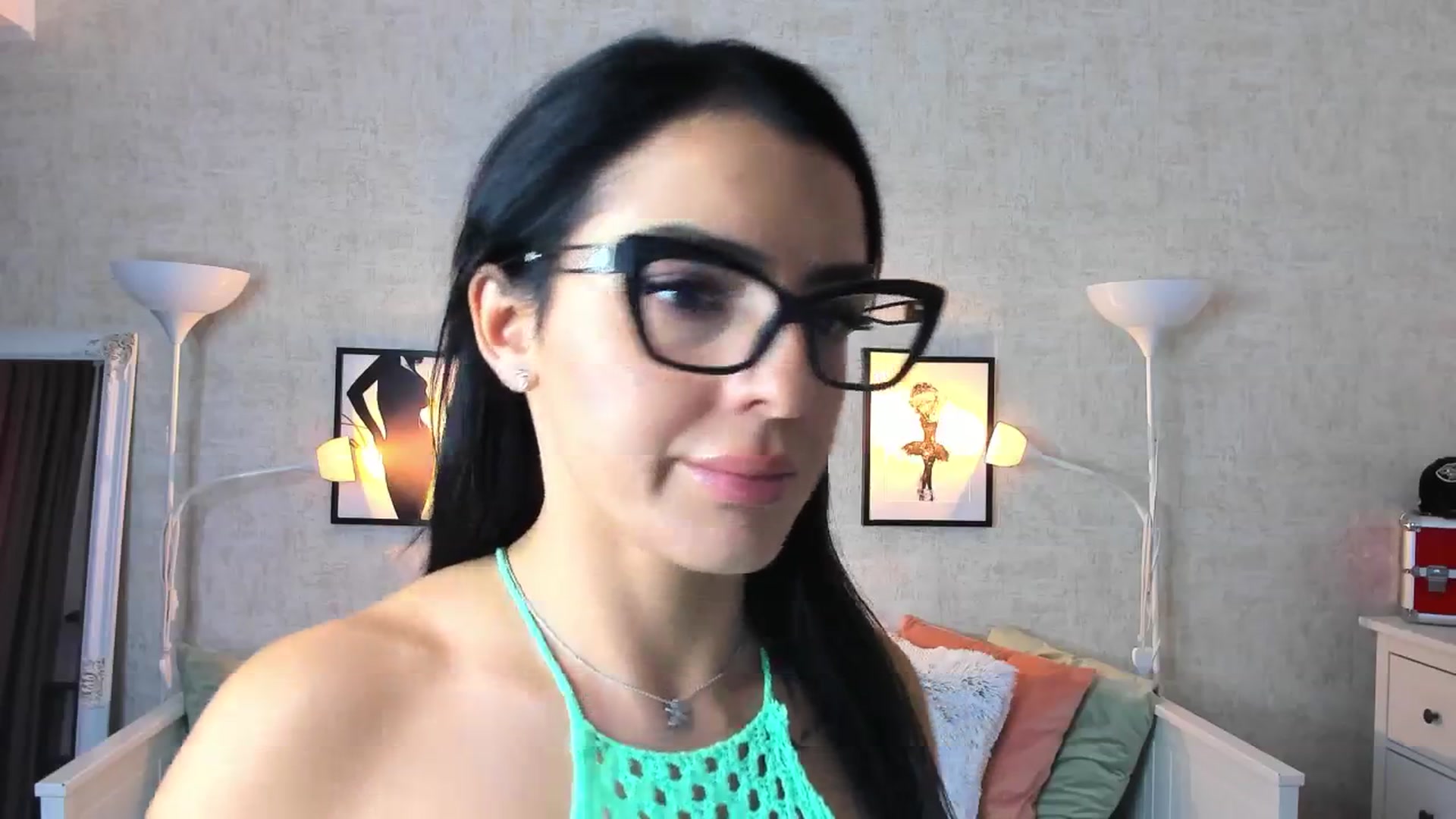Gallery image thumbnail from LindsayDee's myfreecams stream on, 08/22/2024, 16:10 image 14 of 20