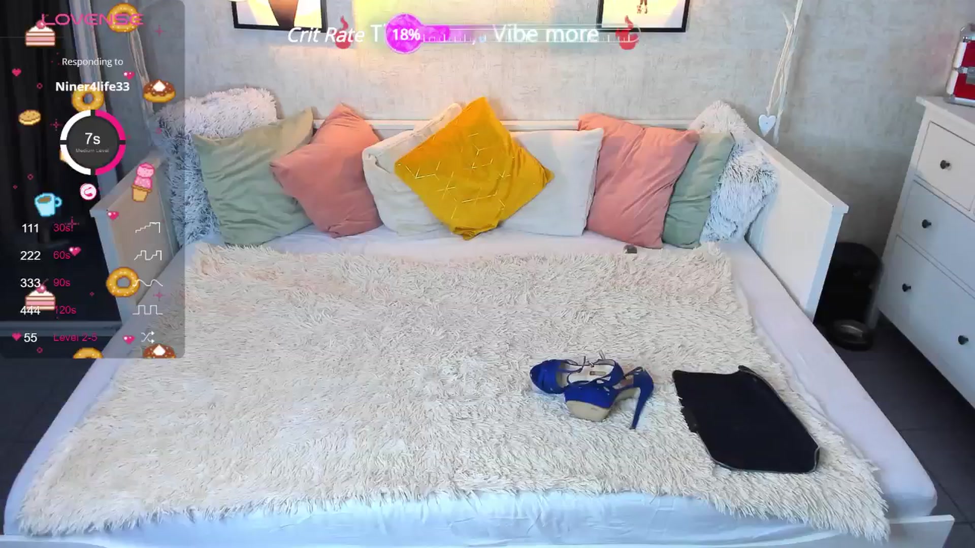 Gallery image thumbnail from LindsayDee's myfreecams stream on, 10/01/2024, 18:36 image 6 of 20