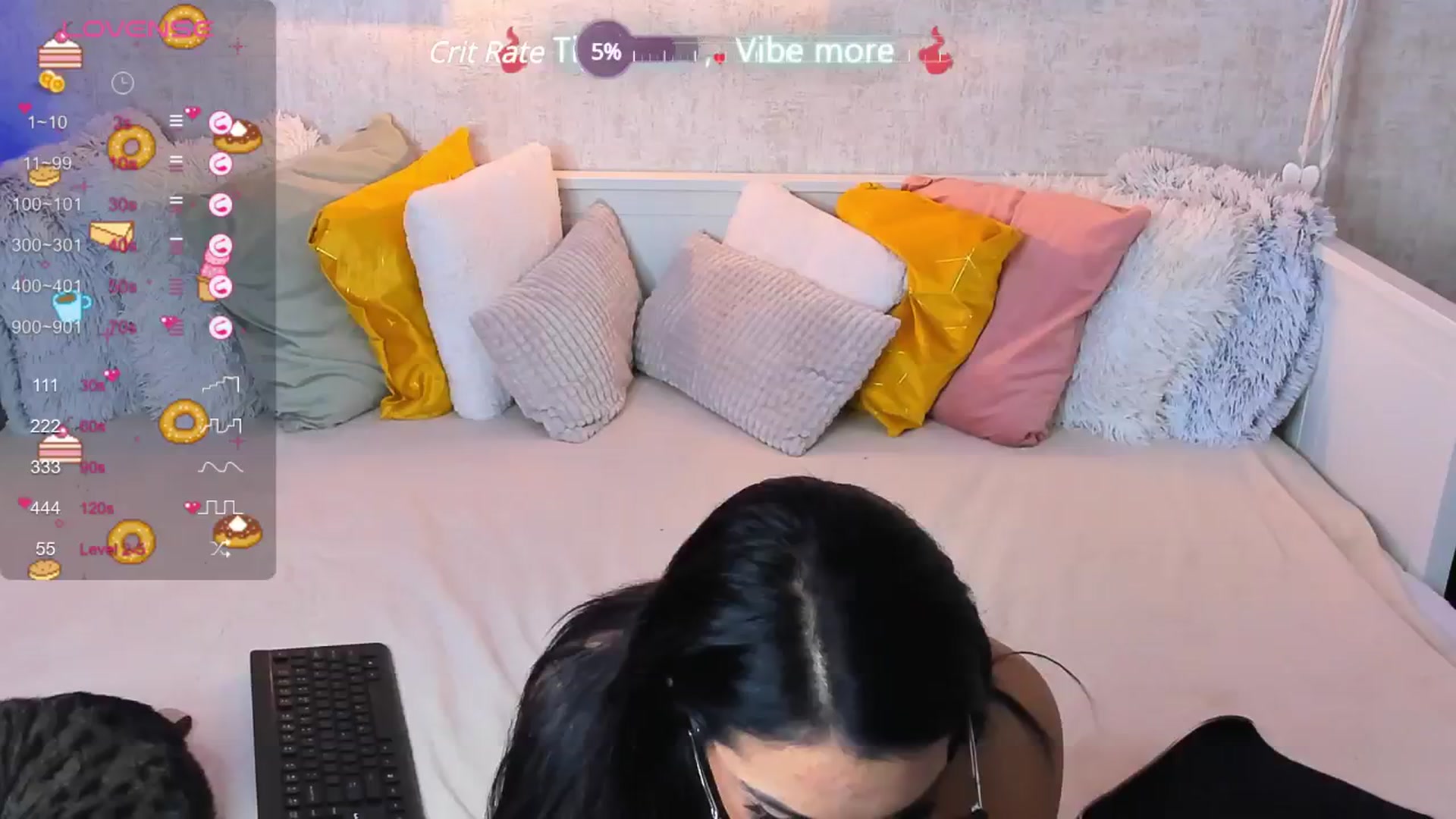 Gallery image thumbnail from LindsayDee's myfreecams stream on, 10/19/2024, 15:35 image 8 of 20