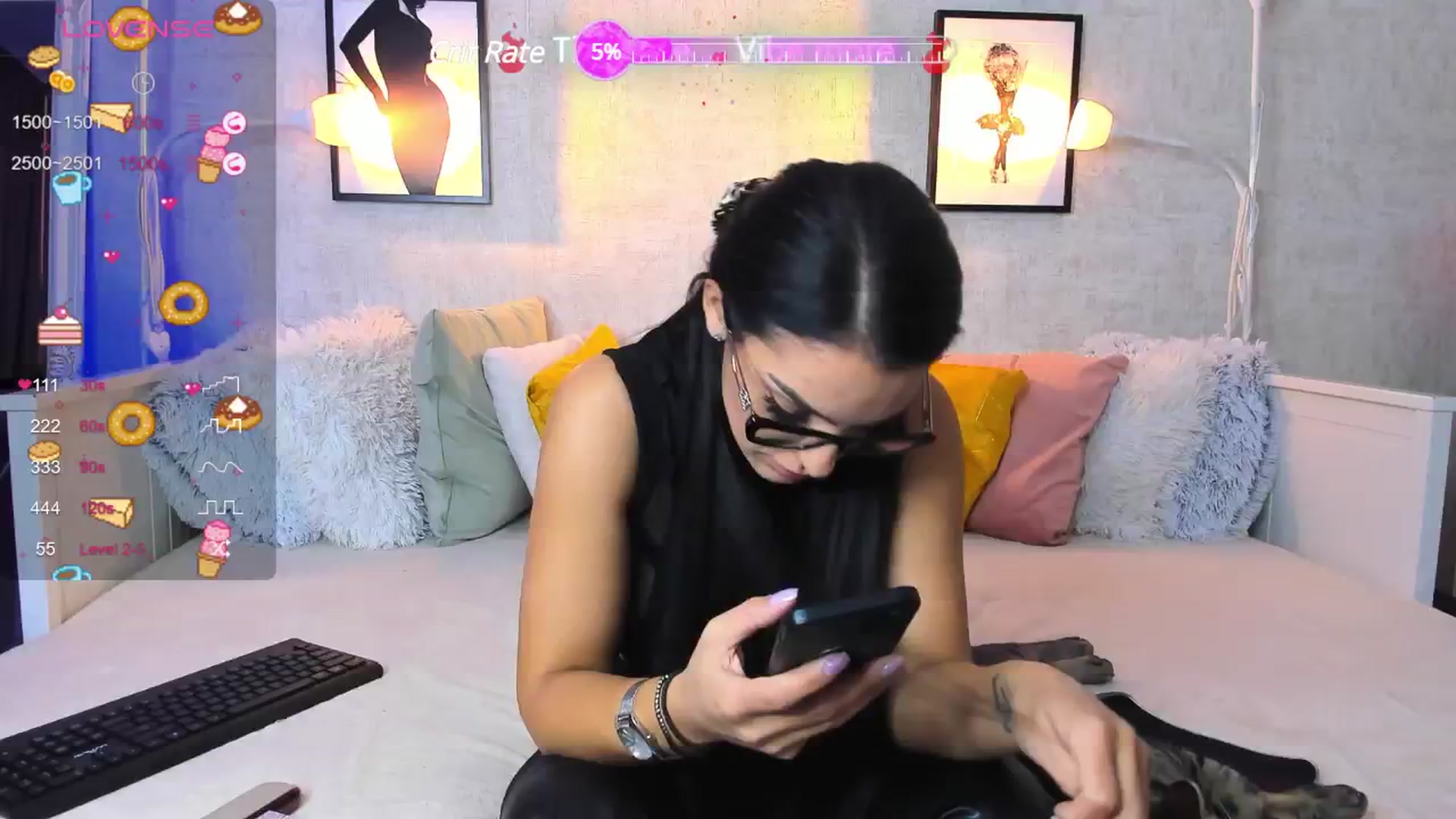 Gallery image thumbnail from LindsayDee's myfreecams stream on, 10/21/2024, 15:30 image 11 of 20