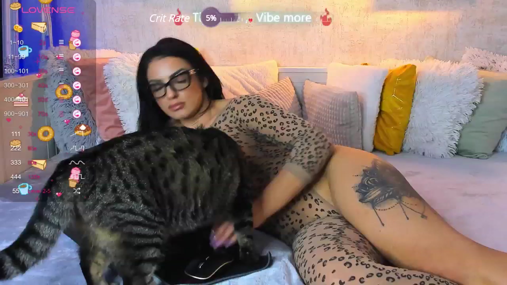 Gallery image thumbnail from LindsayDee's myfreecams stream on, 12/04/2024, 19:54 image 8 of 20