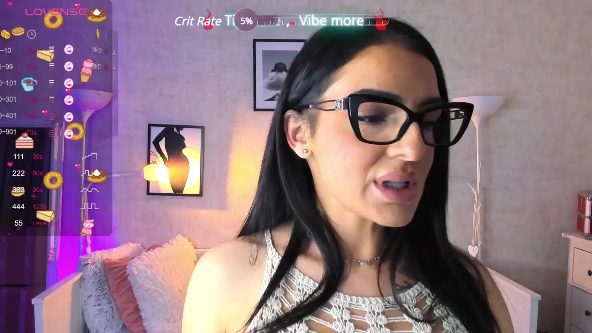 Gallery image thumbnail from LindsayDee's myfreecams stream on, 12/11/2024, 17:13 image 10 of 20