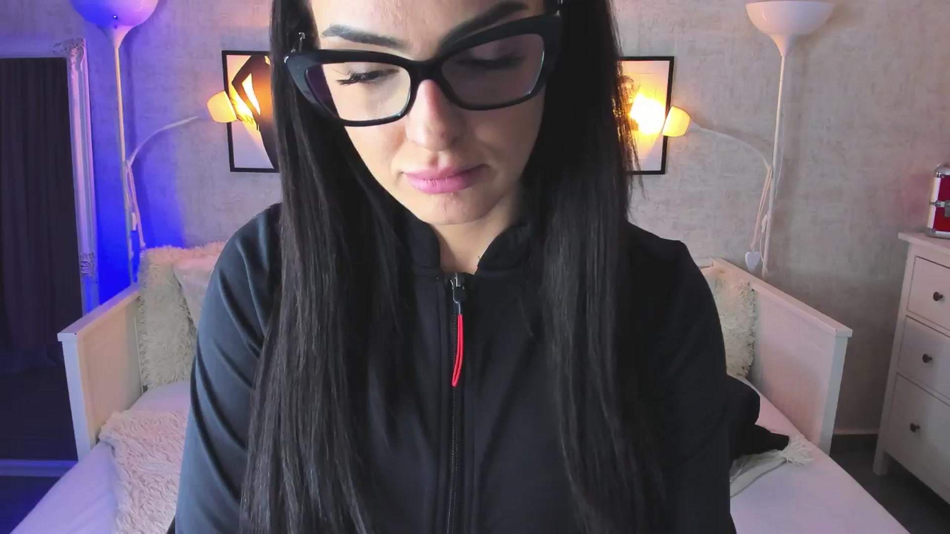 Gallery image thumbnail from LindsayDee's myfreecams stream on, 02/09/2025, 19:34 image 18 of 20