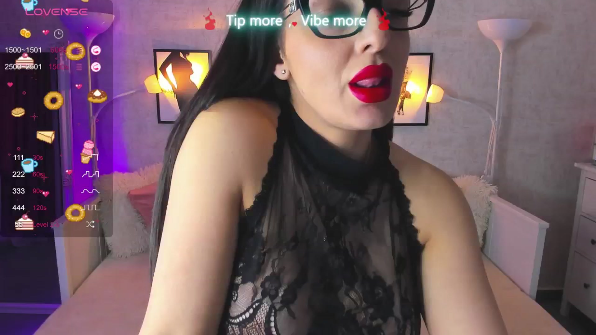 Gallery image thumbnail from LindsayDee's myfreecams stream on, 02/22/2025, 15:56 image 3 of 20