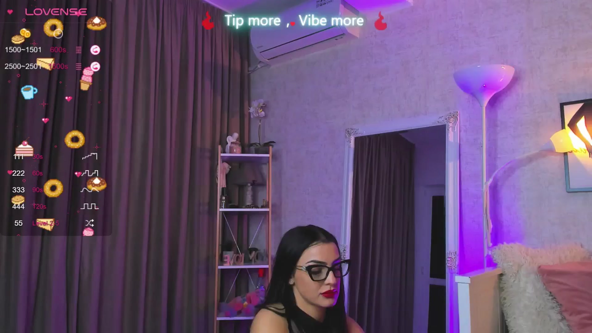 Gallery image thumbnail from LindsayDee's myfreecams stream on, 02/22/2025, 16:19 image 11 of 20