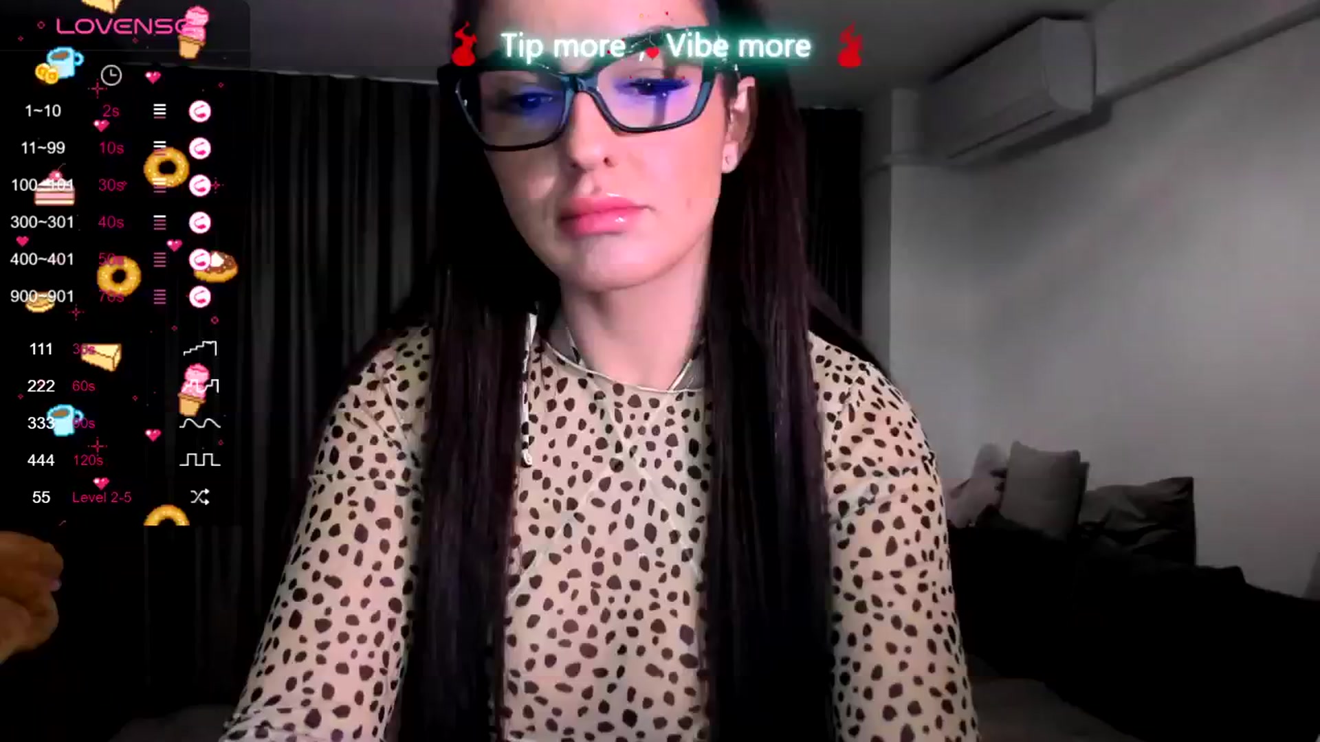 Gallery image thumbnail from LindsayDee's myfreecams stream on, 03/05/2025, 21:00 image 3 of 20
