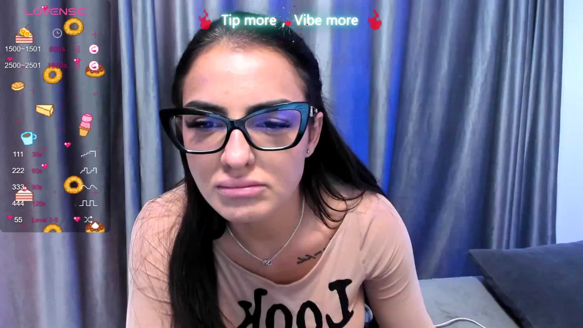 Gallery image thumbnail from LindsayDee's myfreecams stream on, 04/08/2025, 12:33 image 20 of 20