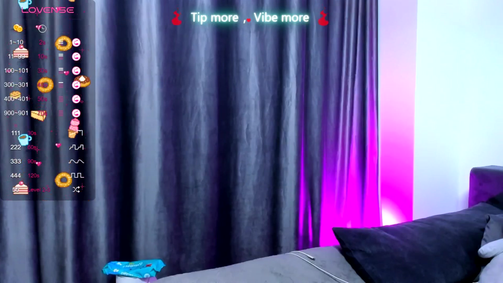 Gallery image thumbnail from LindsayDee's myfreecams stream on, 04/10/2025, 13:17 image 20 of 20