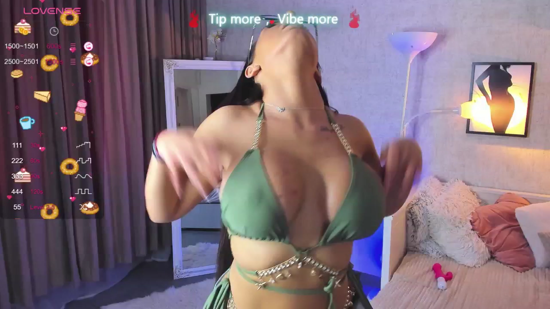 Gallery image thumbnail from LindsayDee's myfreecams stream on, 05/06/2025, 16:57 image 19 of 20