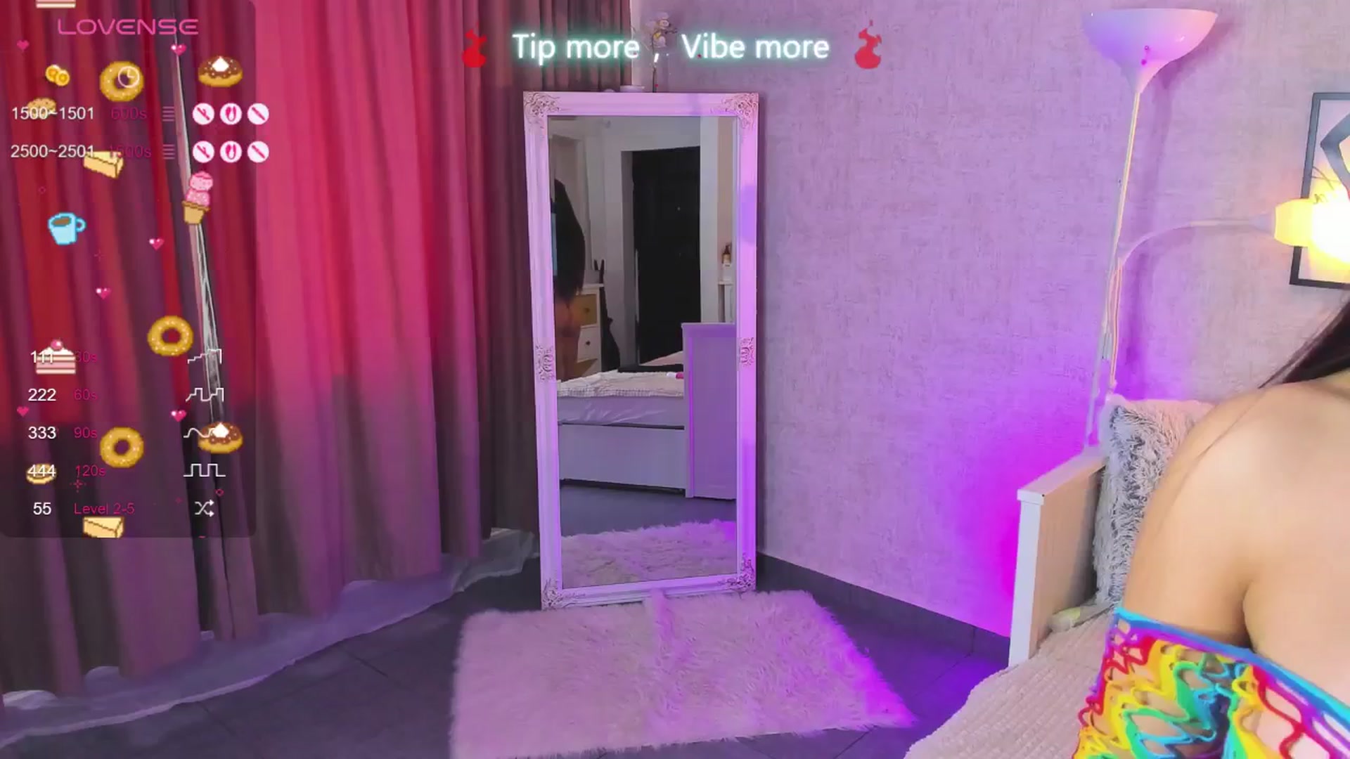 Gallery image thumbnail from LindsayDee's myfreecams stream on, 05/28/2025, 08:24 image 18 of 20