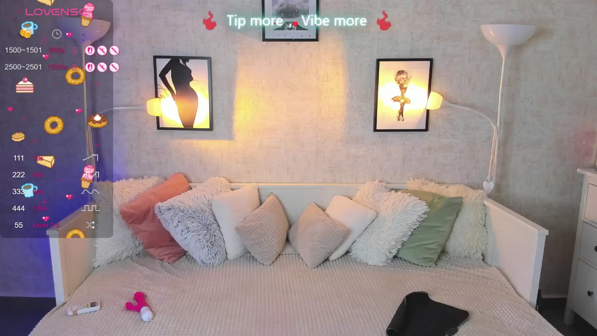 Gallery image thumbnail from LindsayDee's myfreecams stream on, 06/05/2025, 09:48 image 11 of 20