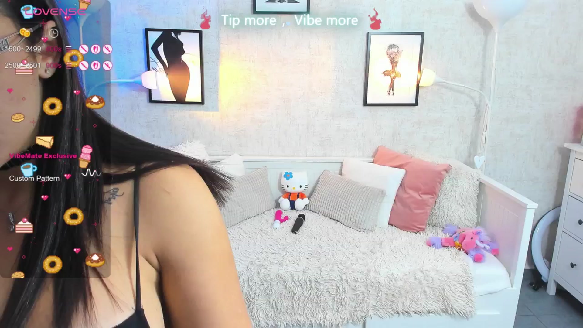 Gallery image thumbnail from LindsayDee's myfreecams stream on, 09/12/2025, 11:10 image 7 of 20