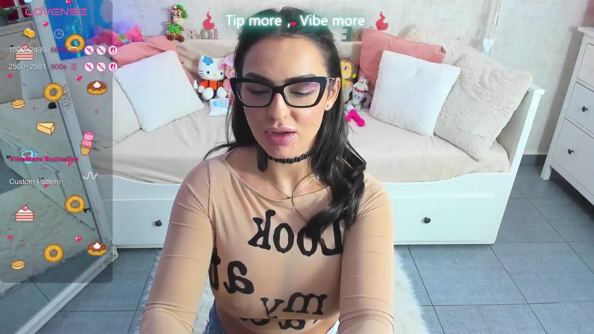 Gallery image thumbnail from LindsayDee's myfreecams stream on, 09/16/2025, 11:09 image 13 of 20