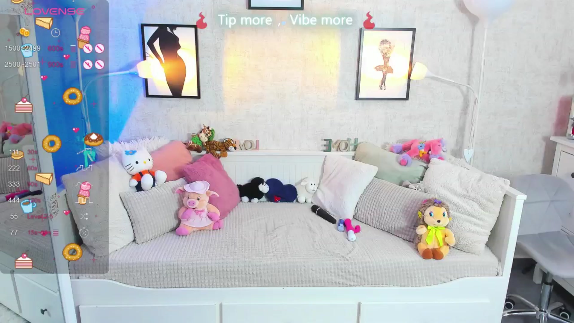 Gallery image thumbnail from LindsayDee's myfreecams stream on, 09/20/2025, 14:35 image 2 of 20