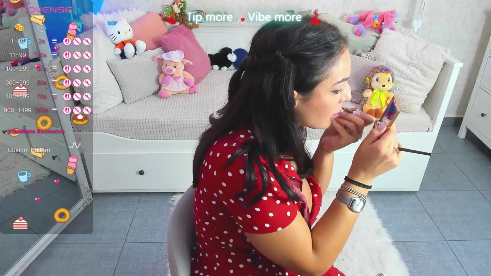 Gallery image thumbnail from LindsayDee's myfreecams stream on, 09/20/2025, 14:35 image 17 of 20