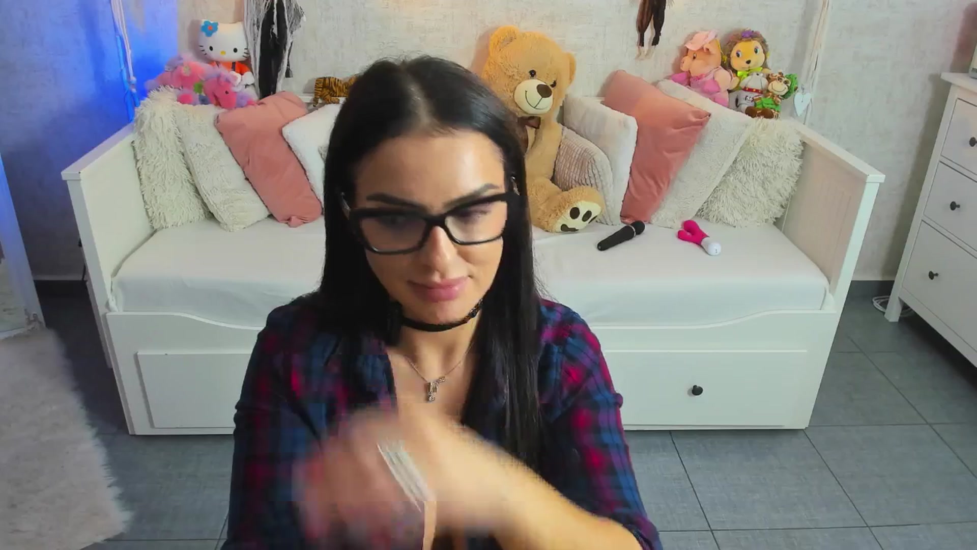 Gallery image thumbnail from LindsayDee's myfreecams stream on, 10/19/2025, 10:09 image 16 of 20