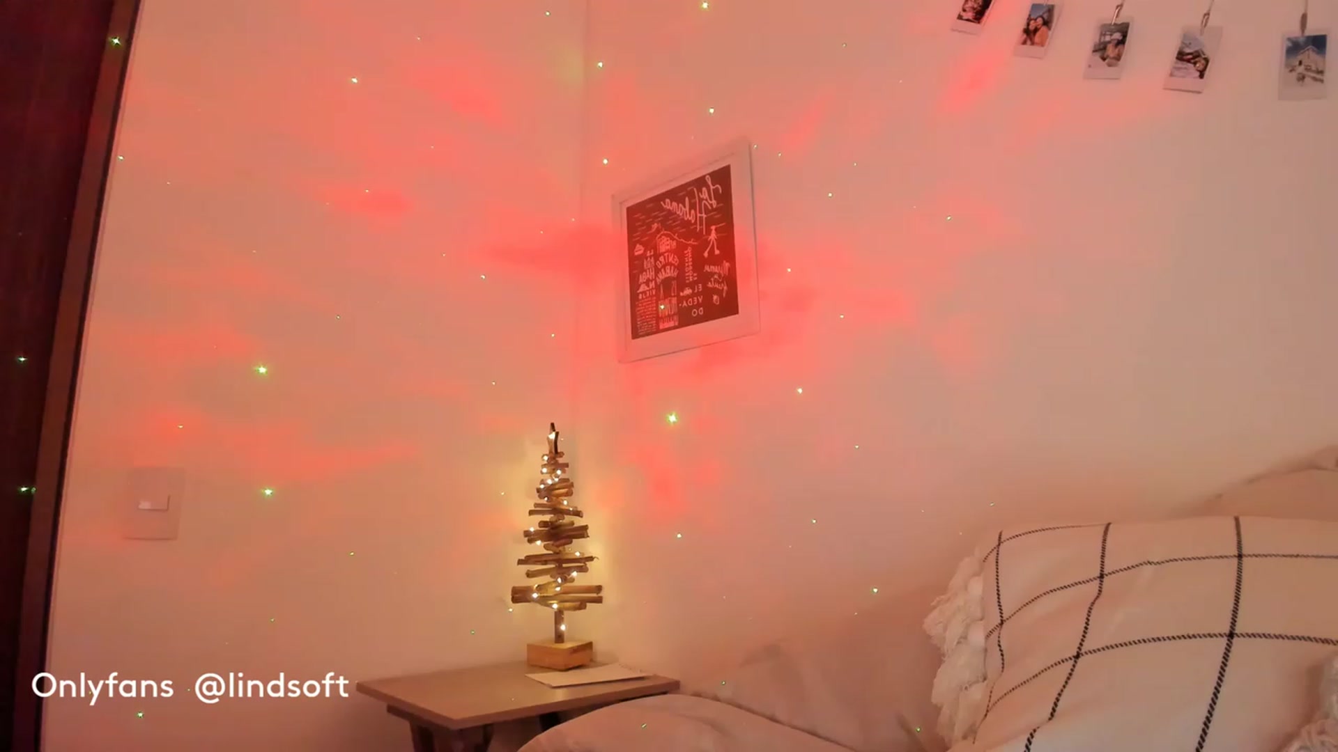 Gallery image thumbnail from Lindsoft's myfreecams stream on, 12/13/2022, 05:04 image 11 of 20