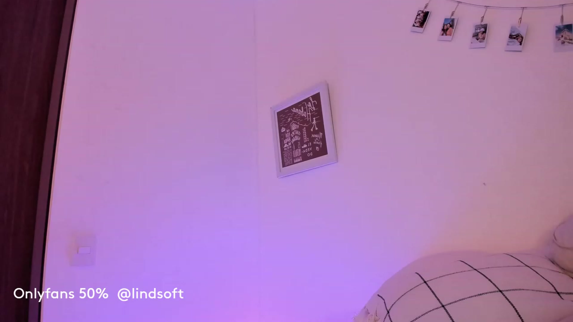 Gallery image thumbnail from Lindsoft's myfreecams stream on, 01/17/2023, 03:20 image 1 of 20