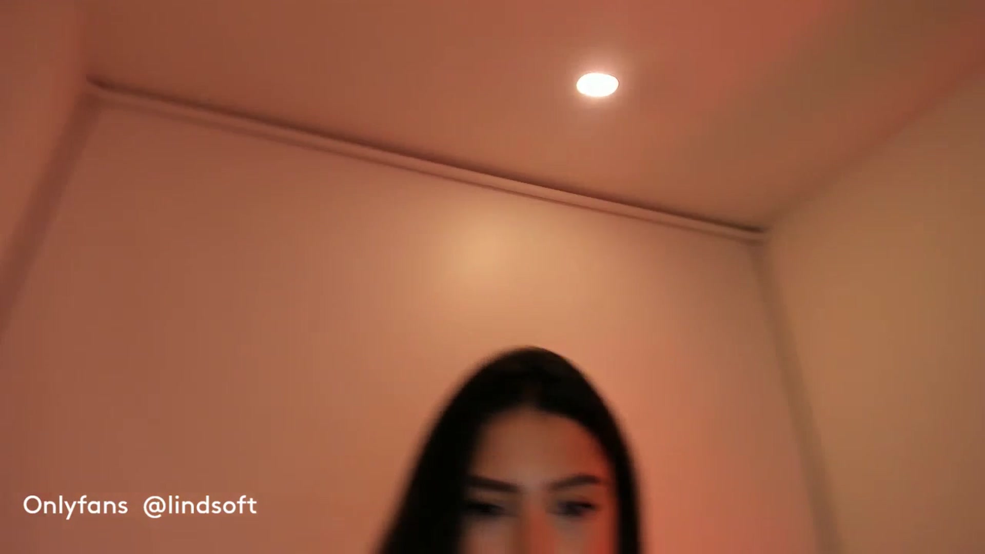 Gallery image thumbnail from Lindsoft's myfreecams stream on, 06/27/2023, 03:21 image 16 of 20